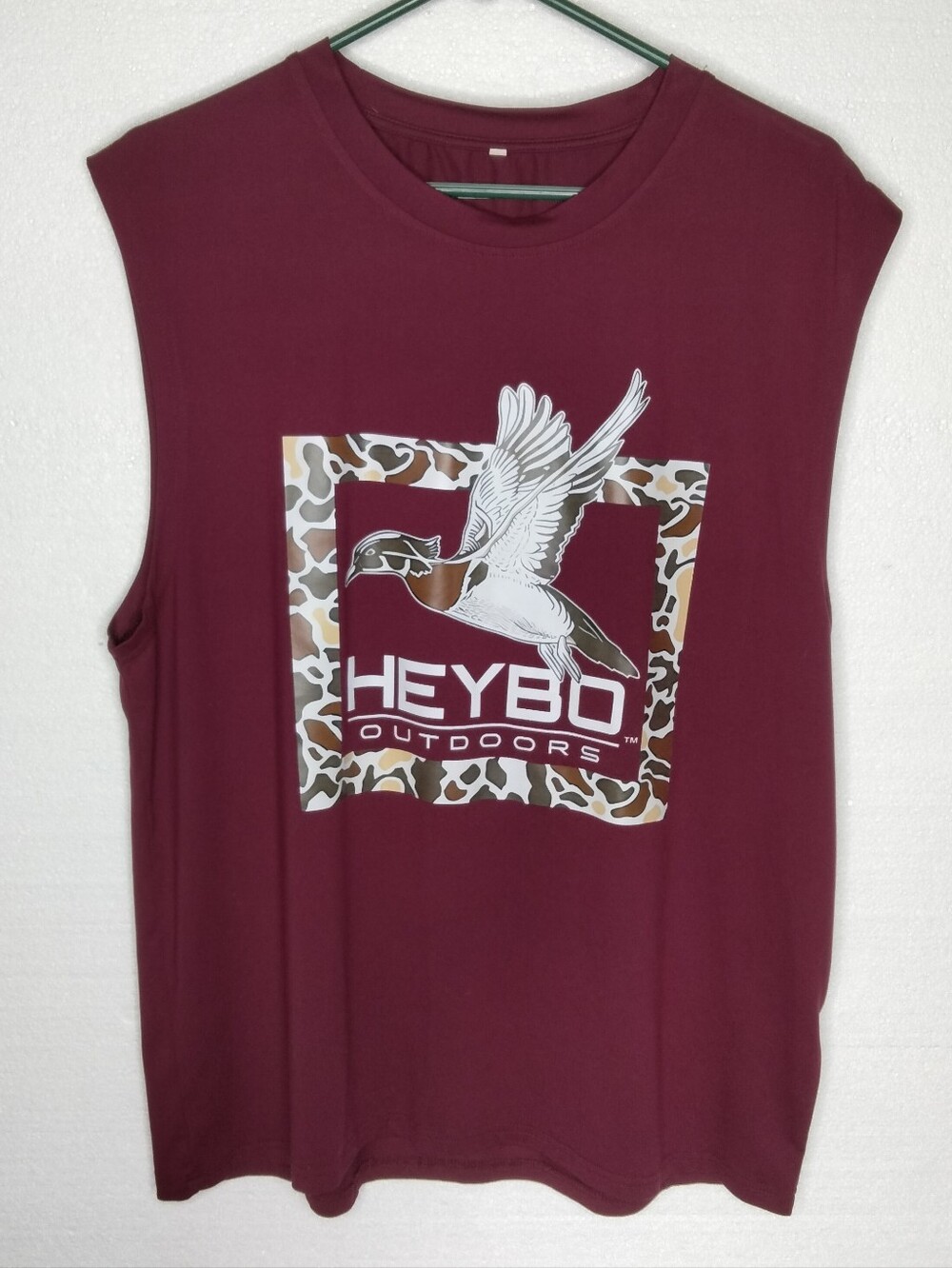 Heybo Outdoors Flying Duck Camo Graphic Tank Top Burgundy Nwot Unisex Large